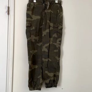 American Eagle Mom Jogger